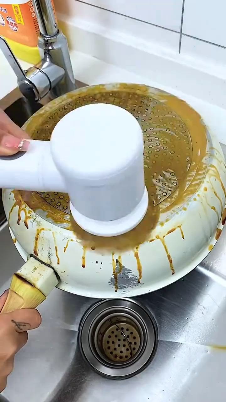 Electric Spin Scrubber